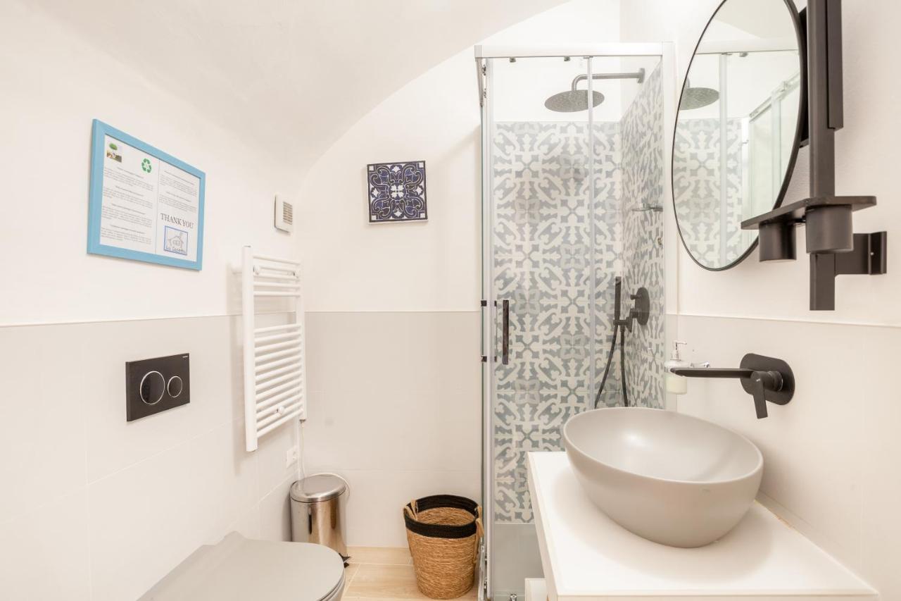 La Casetta Lovely Apartment In Bari Vecchia Bagian luar foto